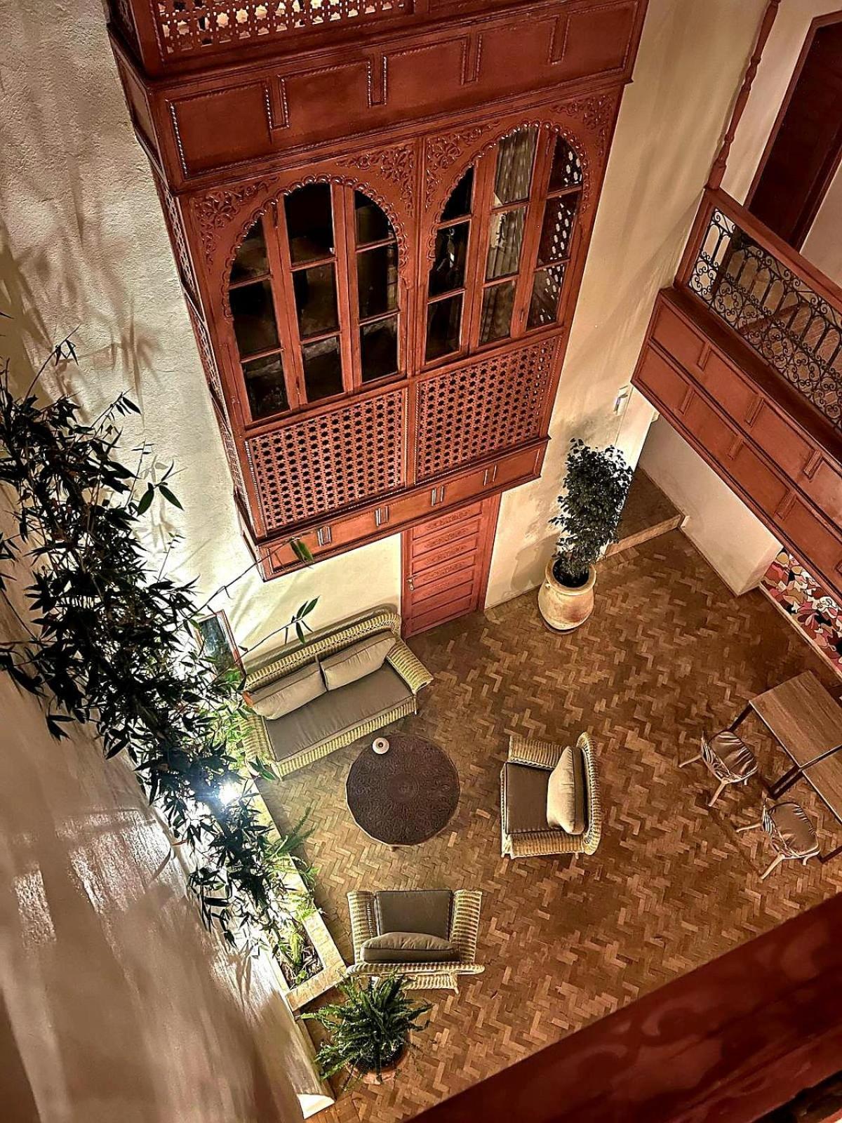 Le Singe Rose Bed & Breakfast Marrakesh Exterior photo